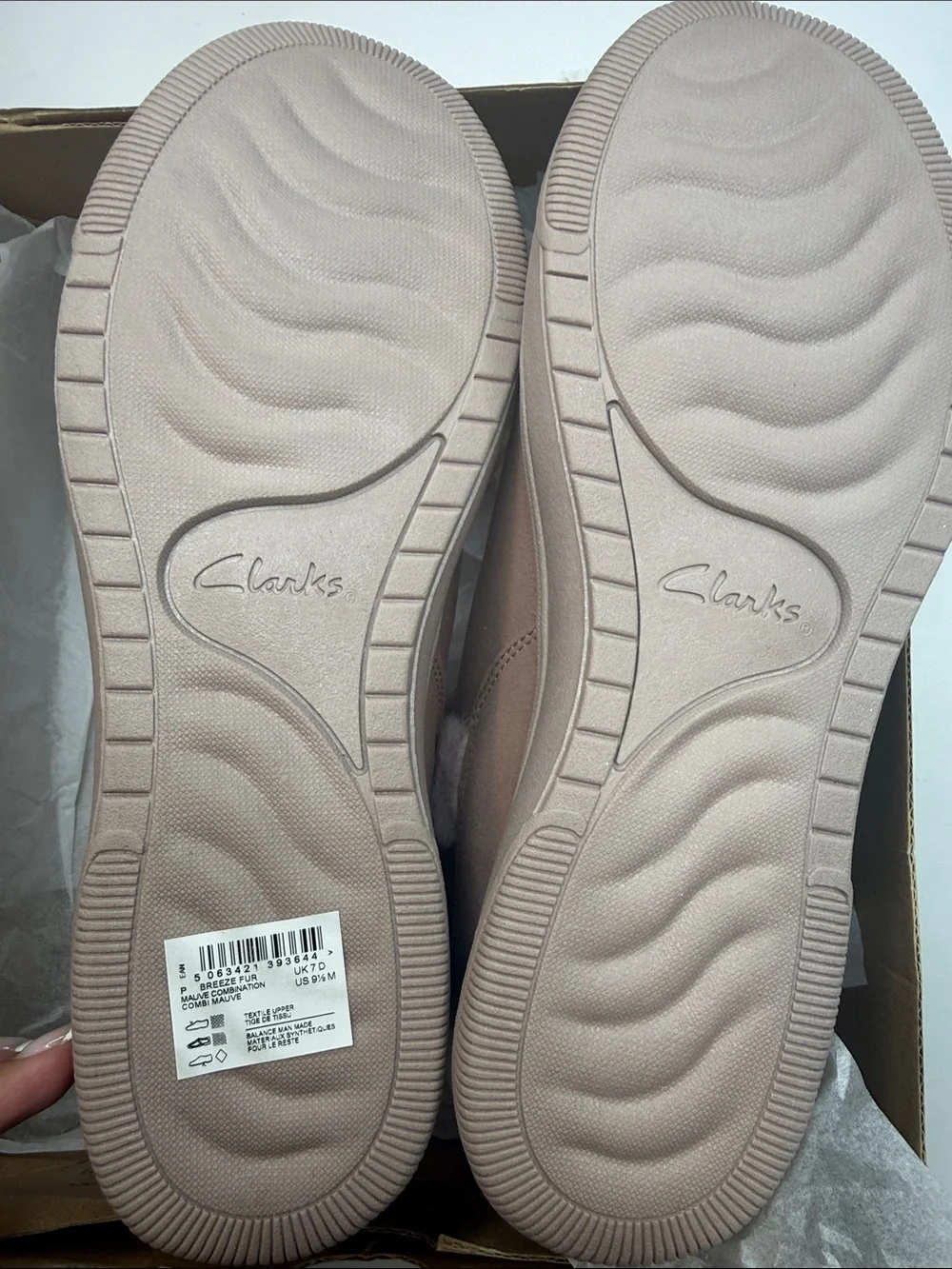 Clarks Women's Breeze Fur Round Toe Booties Mauve Pink Size 9.5M